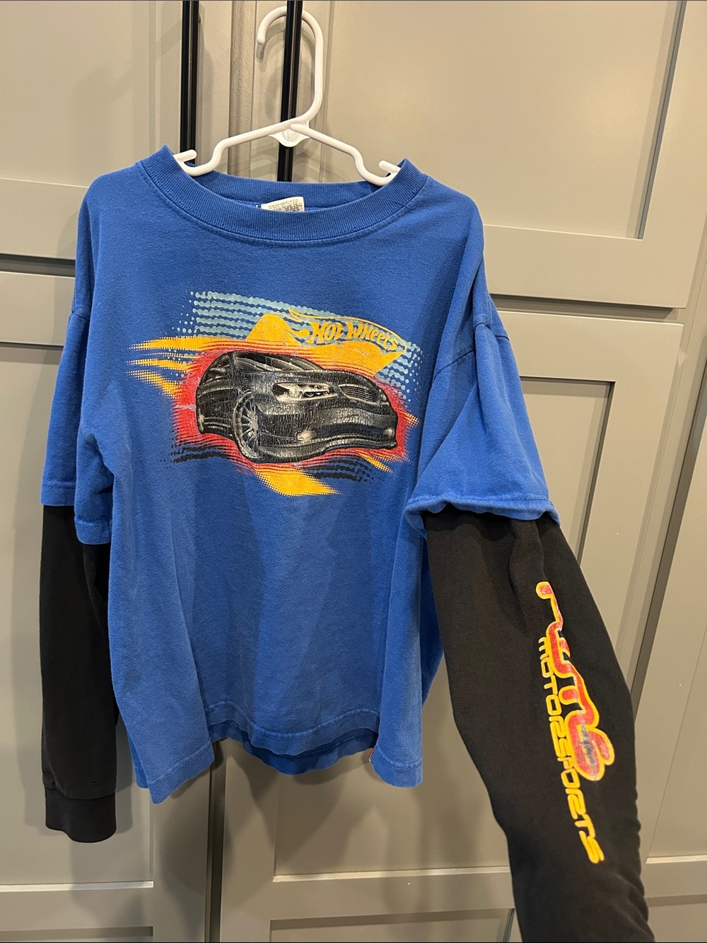Vintage Hot Wheels Motorsports long sleeve boys shirt